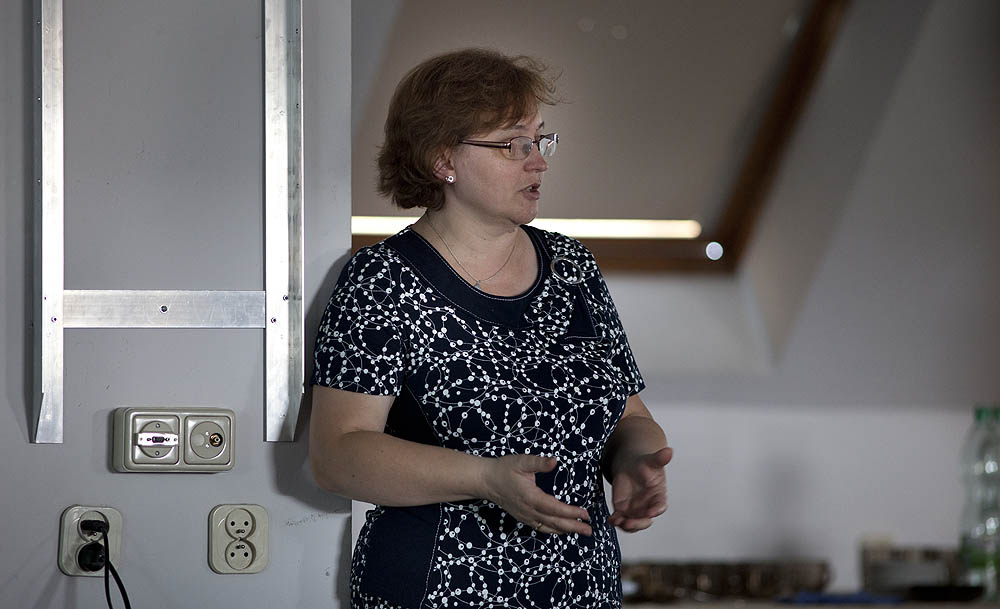 dr Danuta J. Michczy�ska