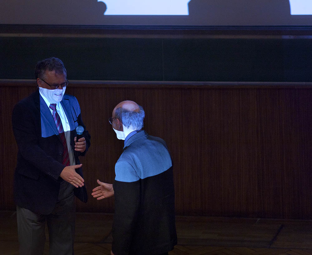 prof. Jerzy Jurkiewicz i ks. prof. Micha� Heller