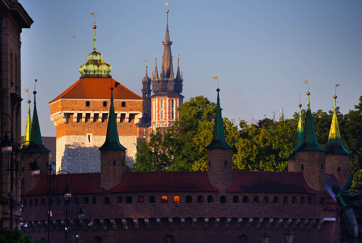 Krak�w o �wicie