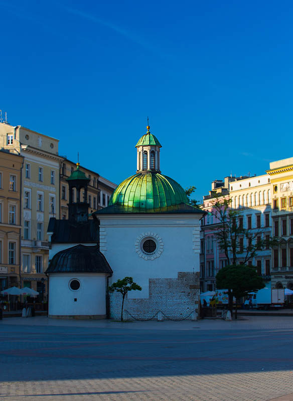 Rynek, Krak�w o �wicie, �w Wojciech
