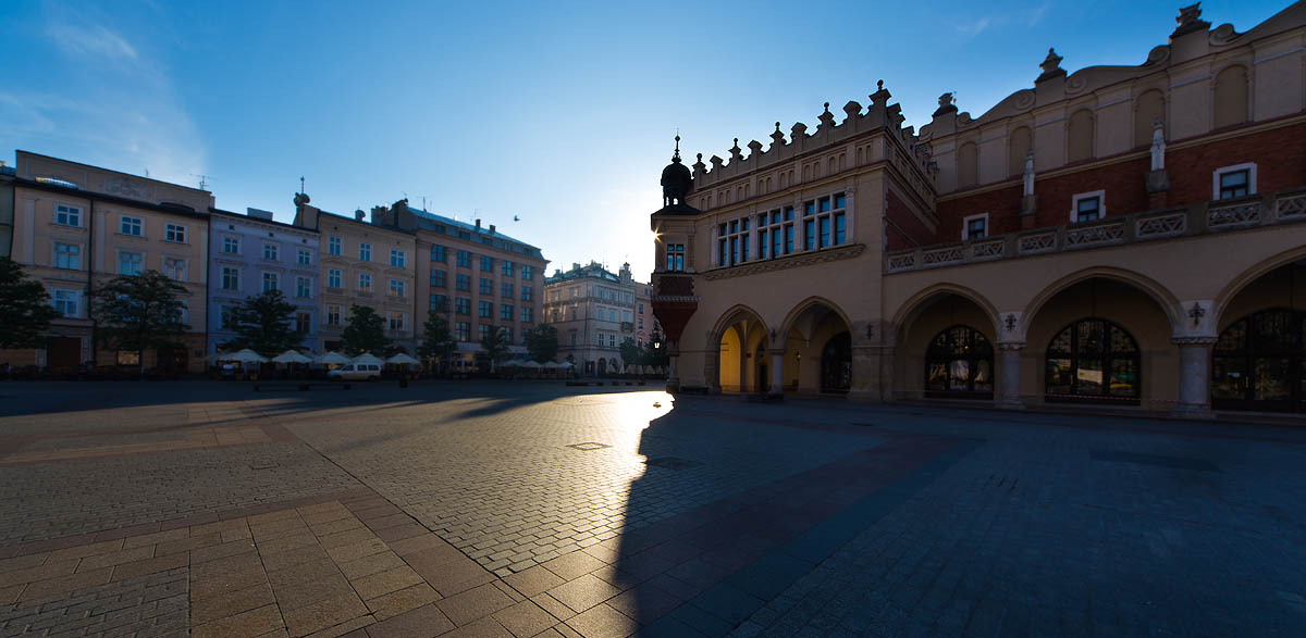 Rynek, Krak�w o �wicie