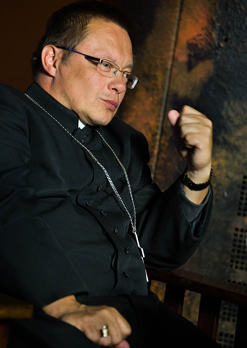 bp. Grzegorz Ry�