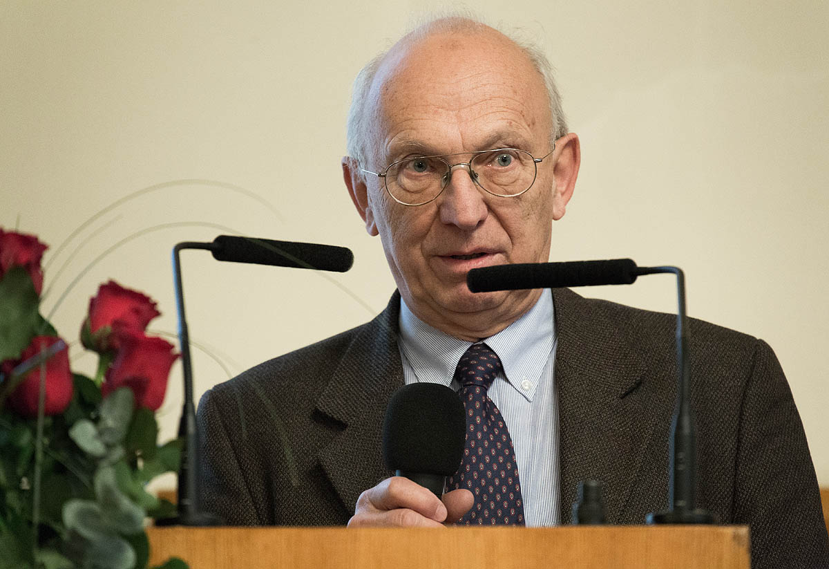 prof. Jan �rodo�