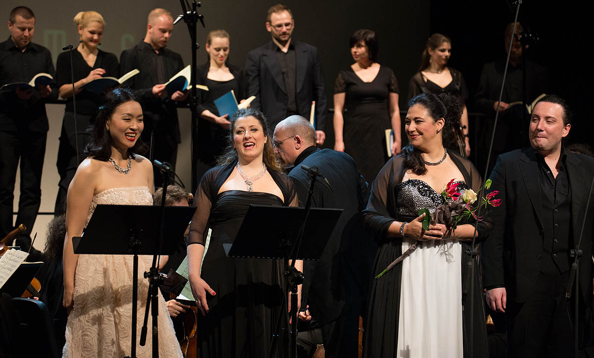 Yun Jung Choi, Maria Grazia Schiavo, Yetzabel Arias Fernandez, Paolo Lopez, Jan Tomasz Adamus
