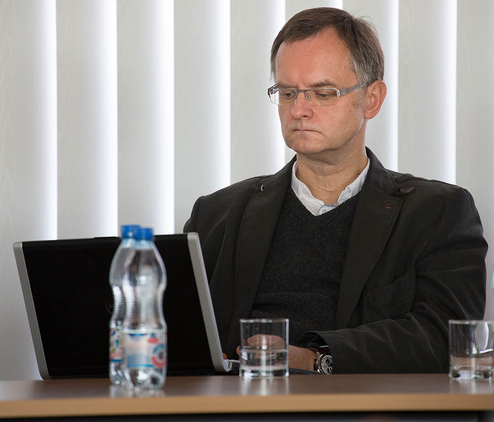 Aleksander Kardy�