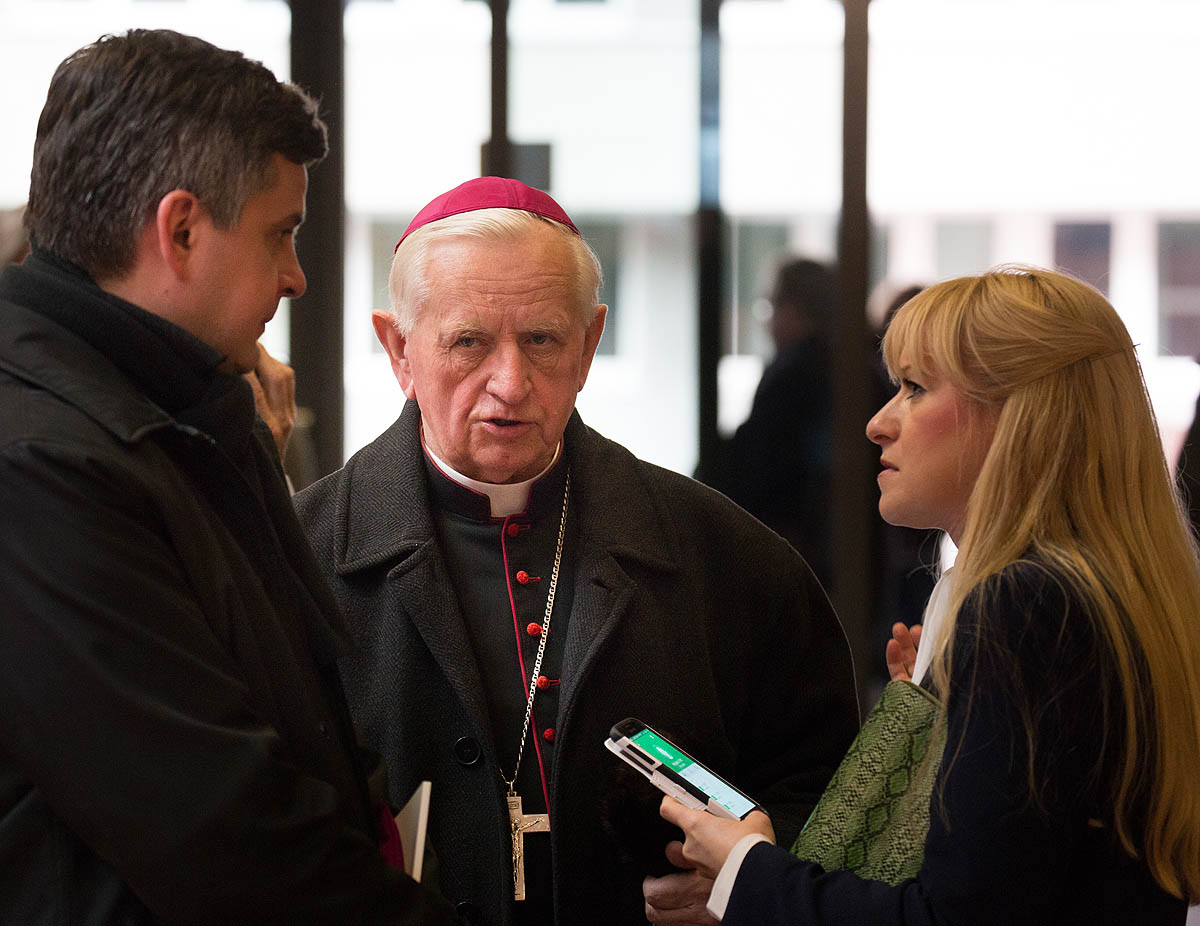 Abp Damian Zimo�