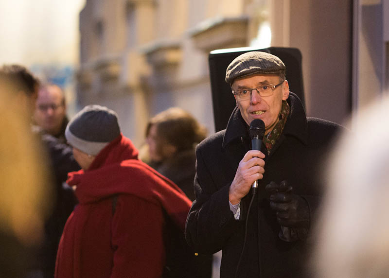 Henryk Wo�niakowski