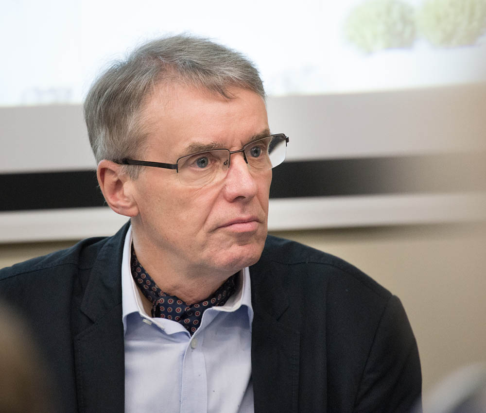 Henryk Wo�niakowski