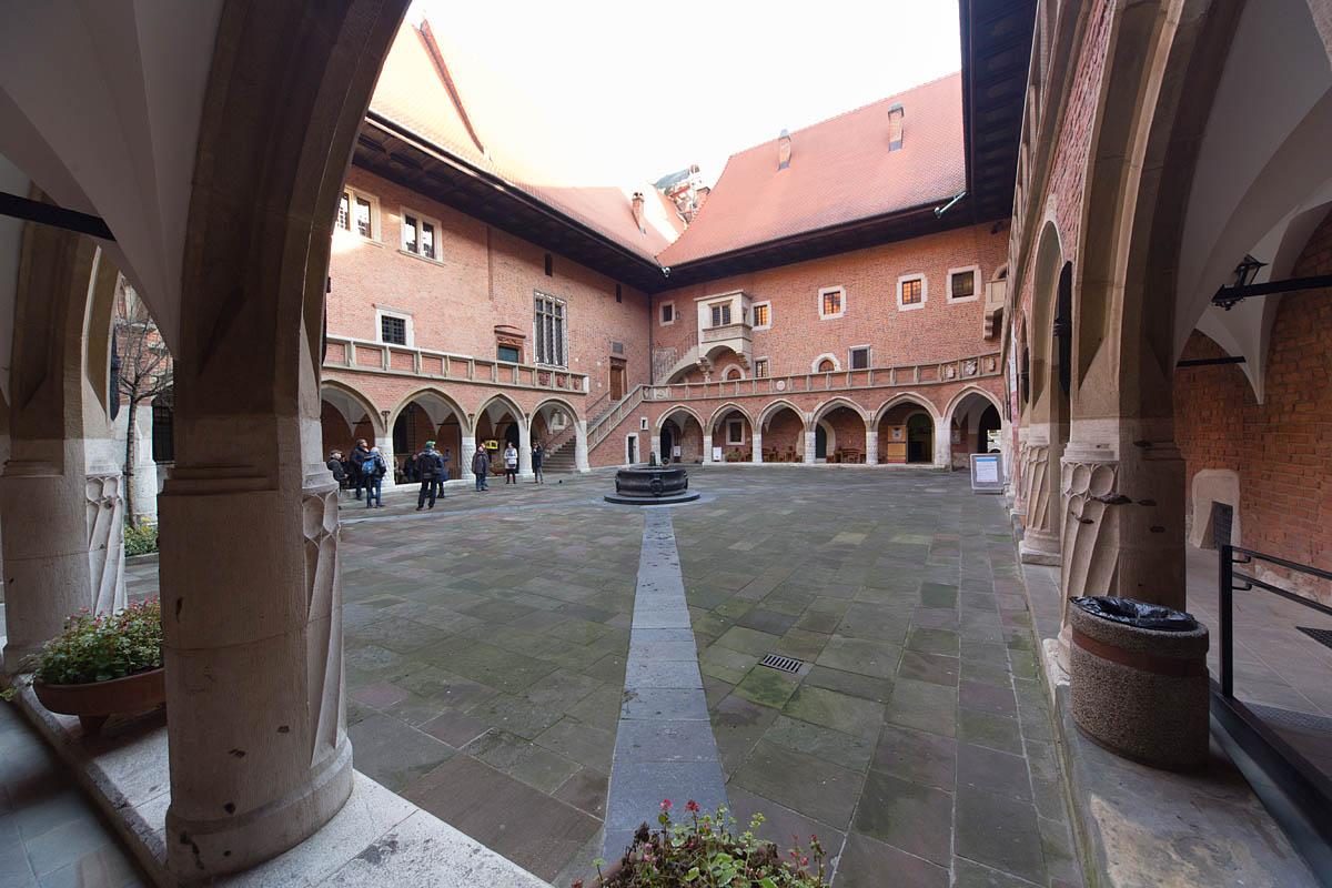 Dziedziniec Collegium Maius