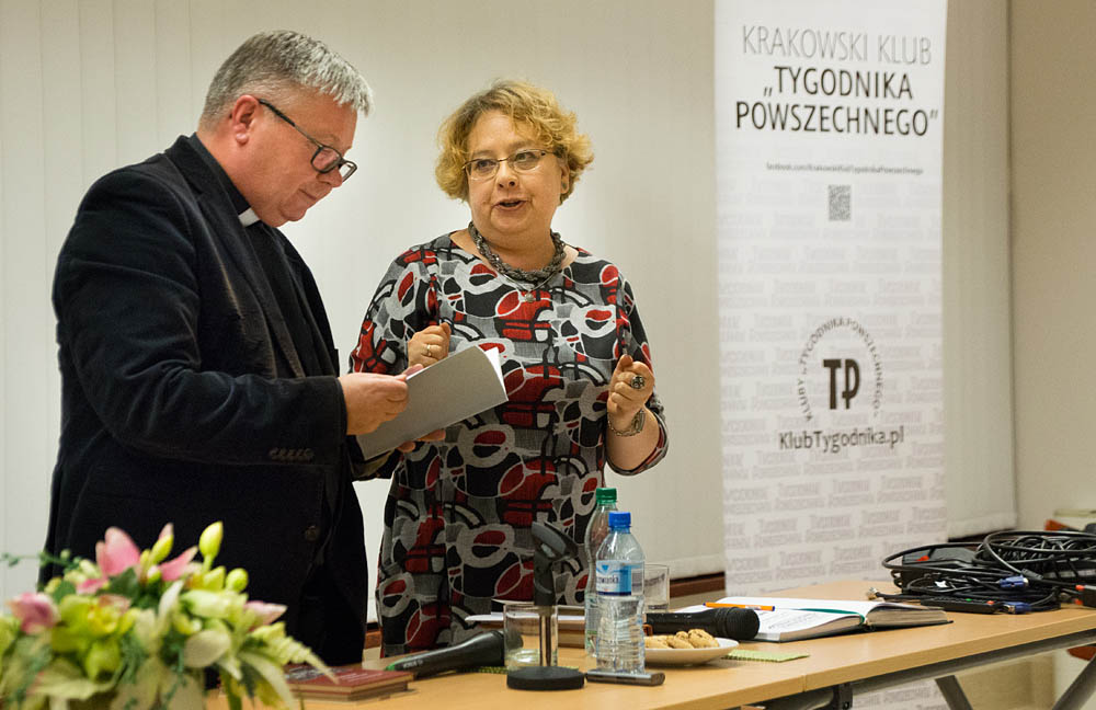 Ks. prof. Alfred Wierzbicki, prof. Zofia Zar�bianka