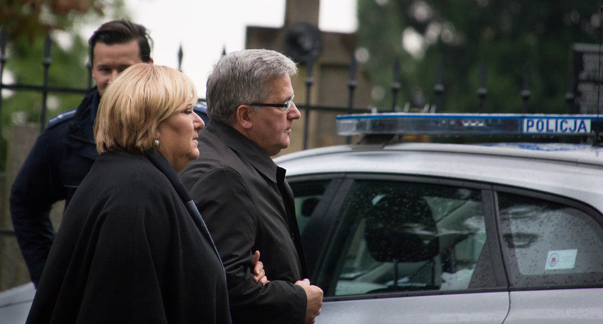 prezydent Bronis�aw Komorowski z �on�