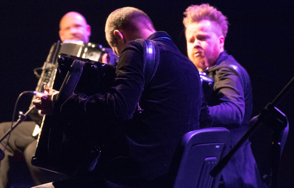 Motion Trio
