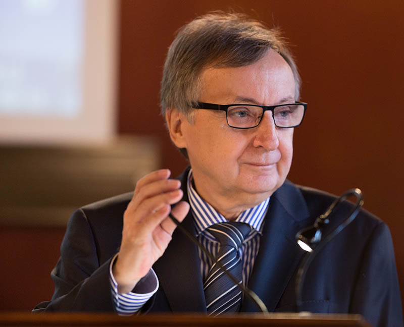 prof. Wojciech Nowak