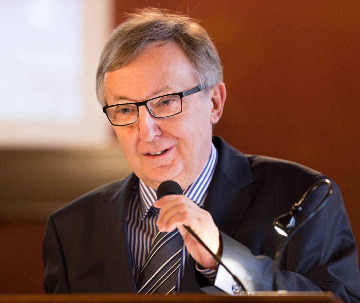 prof. Wojciech Nowak