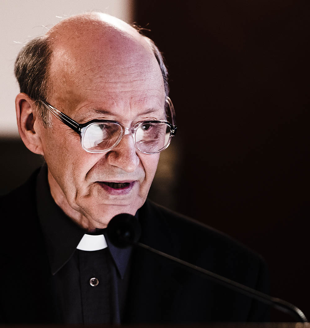 ks. prof. Micha� Heller