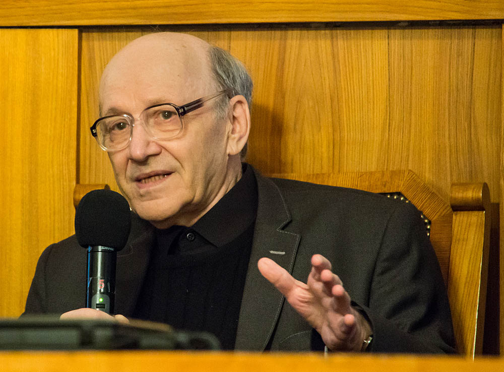 ks. prof. Micha� Heller