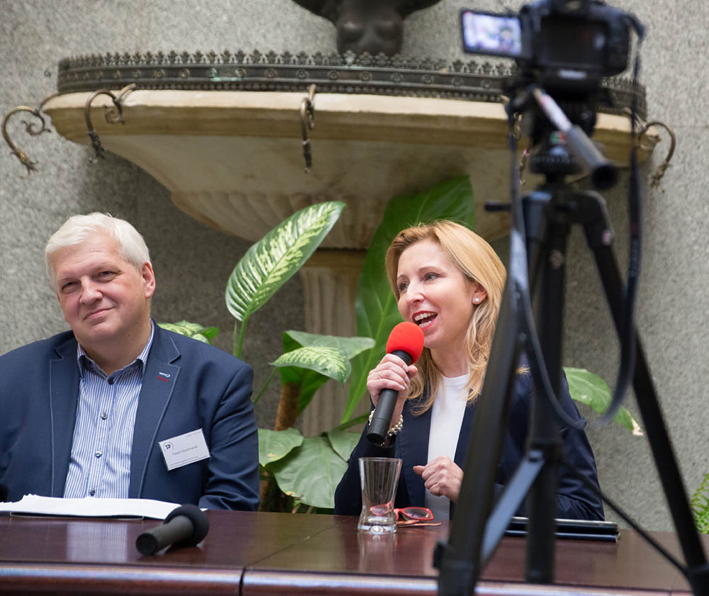 Pawe� Stachowiak, Dominika Wielowieyska