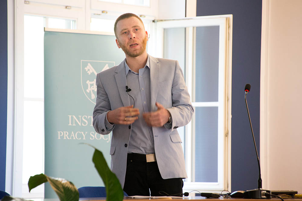 Piotr Urba�czyk