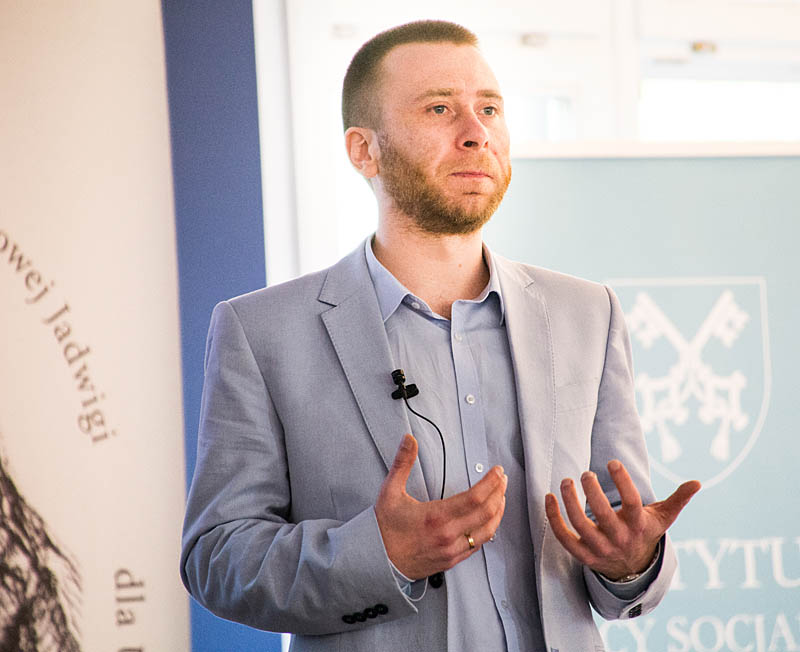 Piotr Urba�czyk