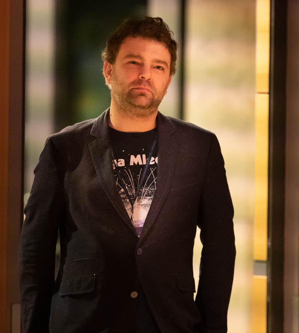 Bart�omiej Kucharzyk