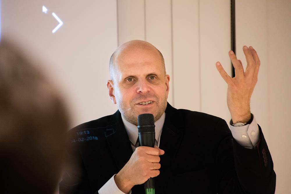 prof. Piotr Krasny