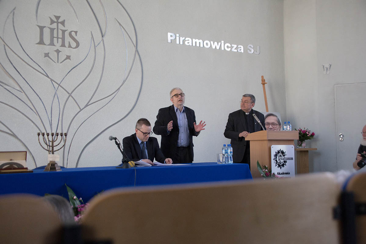 Janusz Poniewierski
