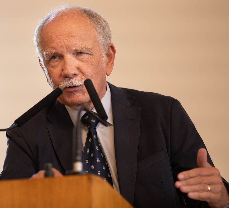 Andrzej M�czy�ski