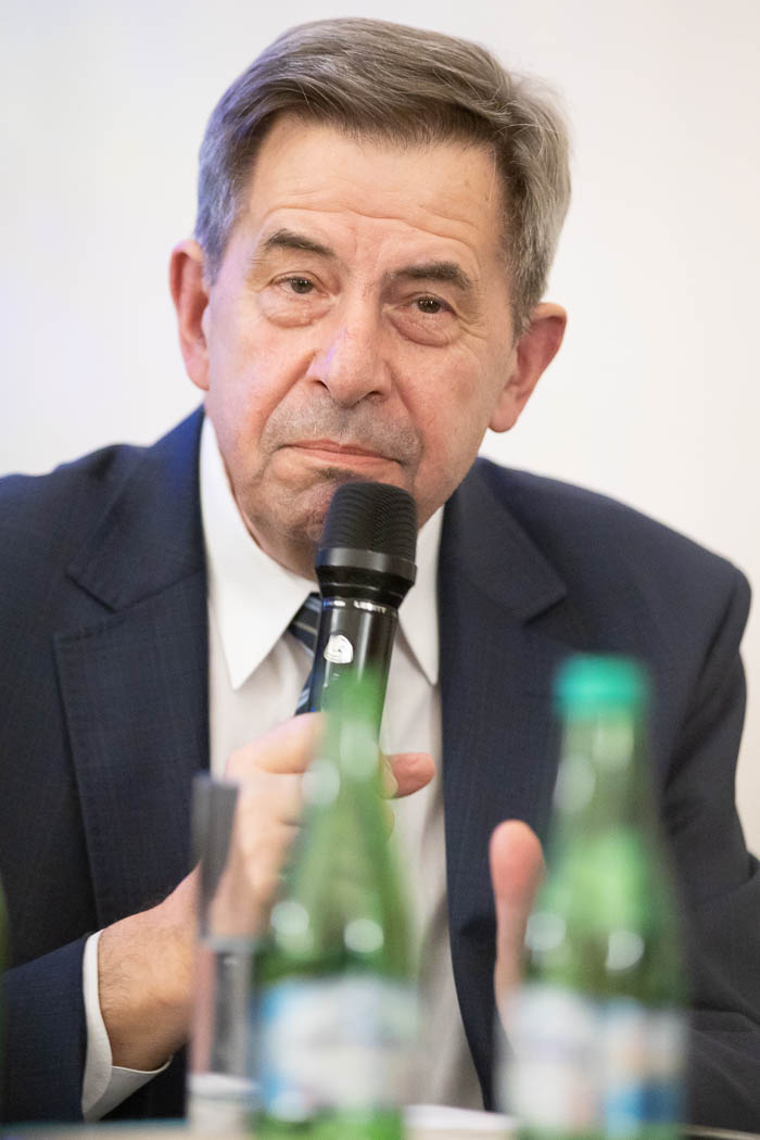 Andrzej Zoll