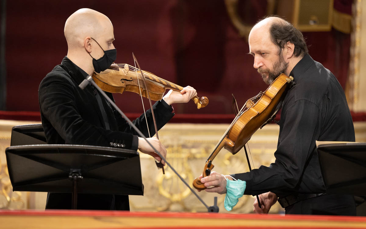 Robert Bachara, Jacek Dumanowski