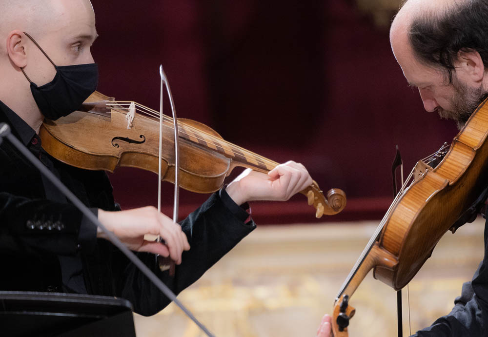 Robert Bachara, Jacek Dumanowski